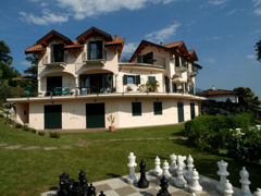 Villa Gelsomina - wonderful villa and pool with five fantastic holiday homes in superb setting above Lake Orta