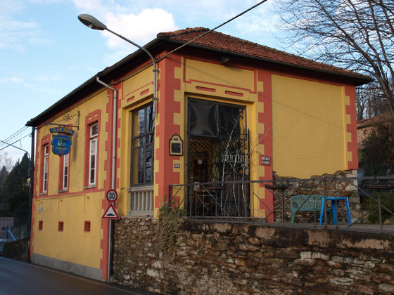 December 2008 - the former Bar Iris at Vacciago (which closed for business in early 2012)