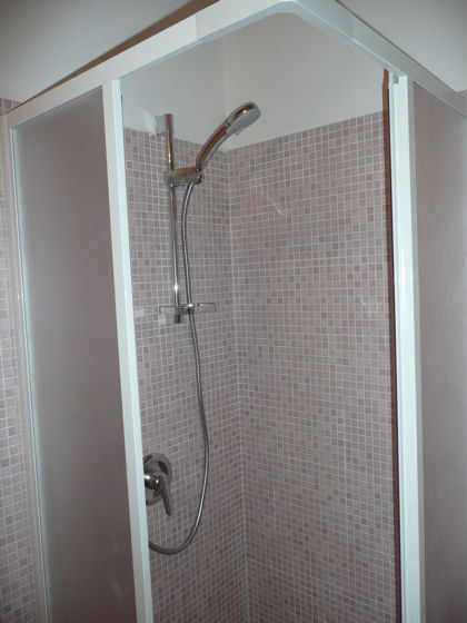 Detail of bathroom shower of apartment 'Venere'