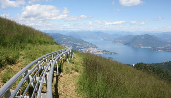 The amazing bob run at the top of the Mottarone, reaches speeds of 40 km/h!
