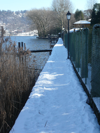 Path around the Orta Peninsular - great at all times of year! (taken 15/2/2012)